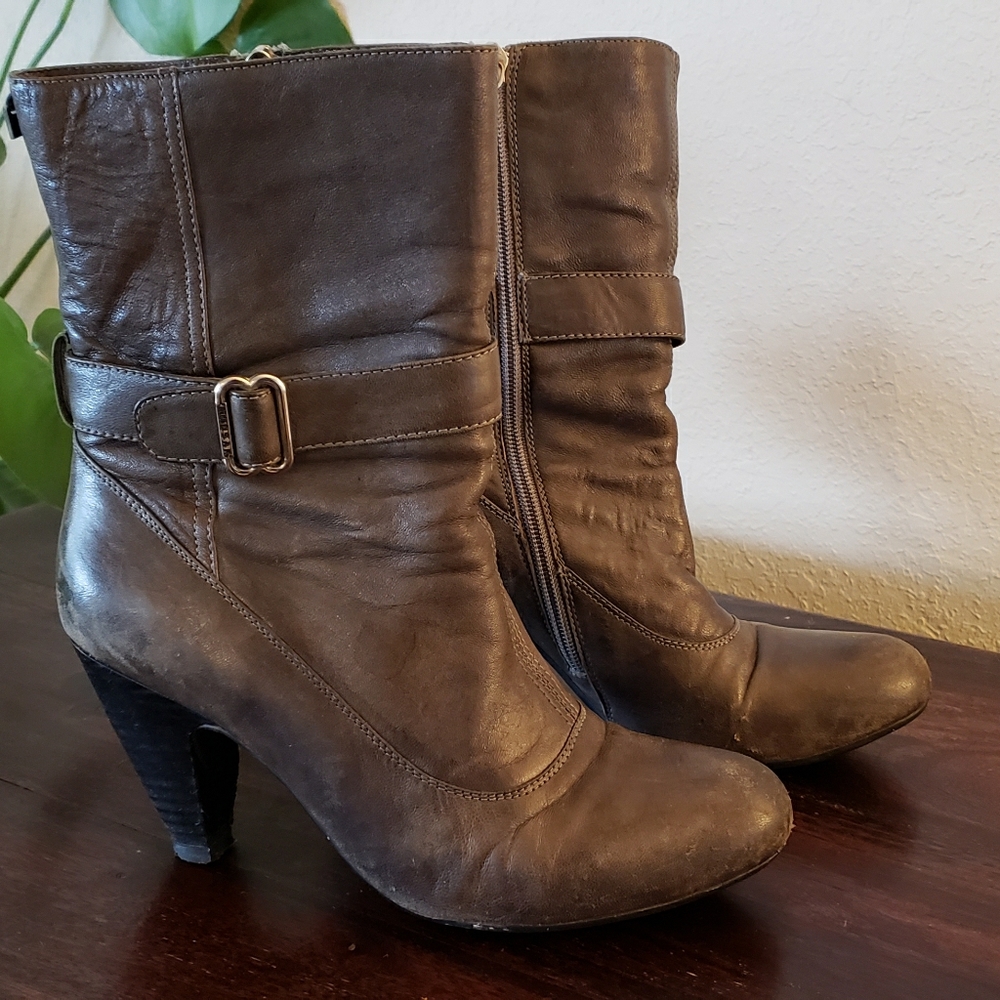 Grey heeled booties